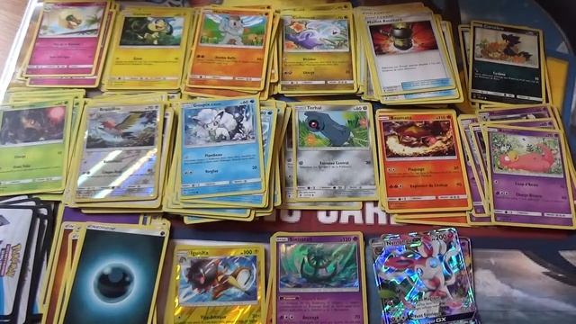 Ouverture d'une boîte de 36 boosters Soleil et Lune, SL2, Gardiens Ascendants, Cartes Pokemon ! смотреть онлайн