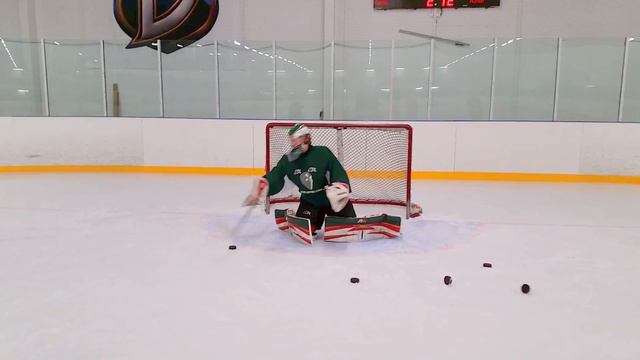 Making saves in front of the body & using hands drill смотреть онлайн