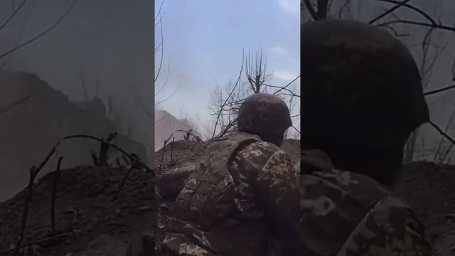 Кадры СВО . Жуткое видео боя с передовой смотреть онлайн