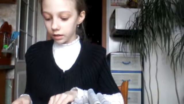 Как сделать из лестов бумаги цветок смотреть онлайн