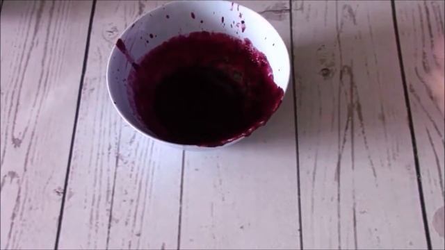 Малина-голубика-фисташки - очень красивый и вкусный муссовый торт! смотреть онлайн