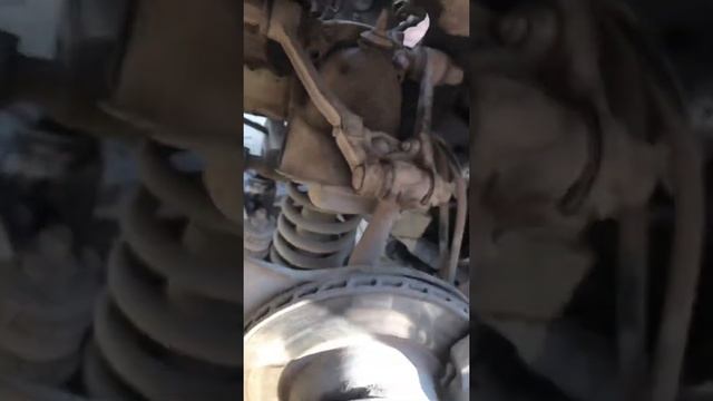 Снятие подвески на ВОЛГЕ(029,02,24,105 и10) смотреть онлайн