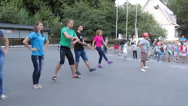 Новий "Учитель танцев" смотреть онлайн