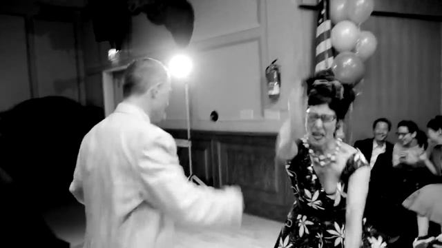 Танец Рок энд рол. Круто деды отжигают ! Танцуют все. смотреть онлайн