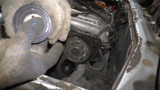 Замена ремня ГРМ и роликов на 16 клапанных ВАЗ 2110, 2111 и 2112