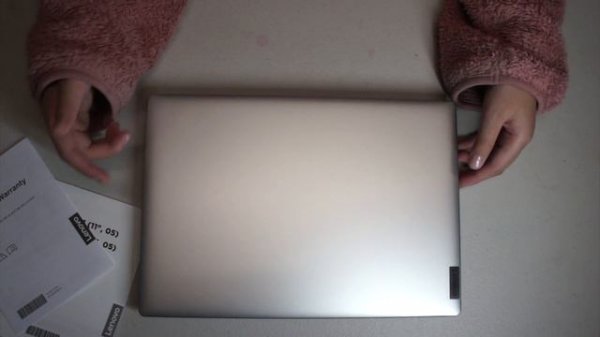 £99 Laptop: LENOVO IdeaPad Slim 1i, running Windows 10S, upgradable to Windows 11