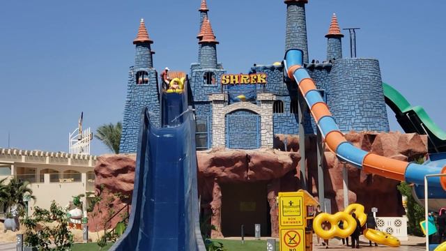 Горки ,которые находятся на территории Aque Sharm Blue. смотреть онлайн