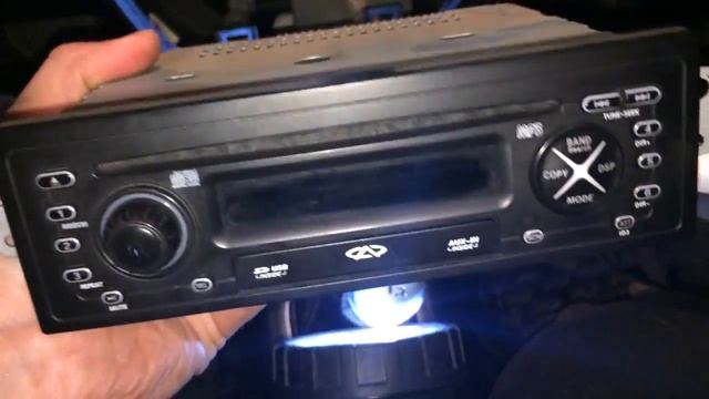 Замена штатной магнитолы на KENWOOD KMM-124 | Chery QQ Sweet смотреть онлайн