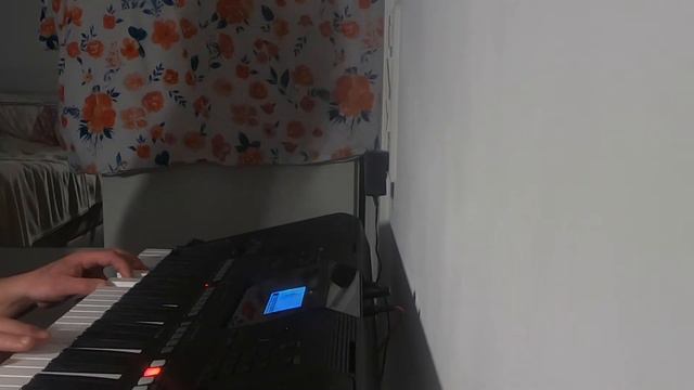На дальней станции сойду . Yamaha PSR E 463 смотреть онлайн
