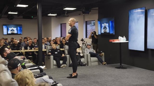 Sales Training // How to Close the Toughest Customers // Andy Elliott смотреть онлайн