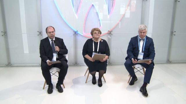 Интервью с Явеловым И.С. и Панченко Е.П. Тема "Неотложная кардиология" смотреть онлайн