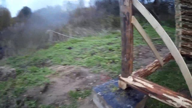 2 колодца один с водой другой из дерева оба отличные смотреть онлайн