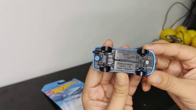 Unboxing Honda Civic SI & Volkswagen T1 Panel Bus смотреть онлайн