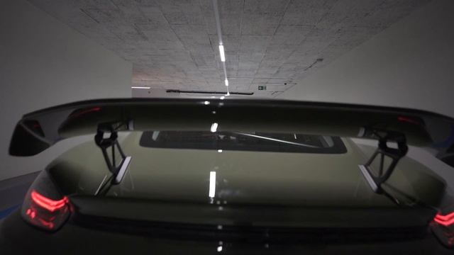 Porsche 718 Cayman GT4 Manthey Racing смотреть онлайн