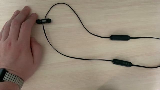 Обзор Bluetooth наушников Sony Wl C310.  Недорого и хорошо!