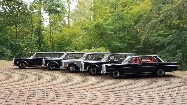 BOSS 1/18 Mercedes-Benz AUTOart Meeting смотреть онлайн