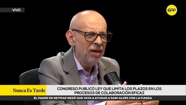 "No podemos pedirle calidad jurídica a los congresistas", indica César Nakazaki смотреть онлайн