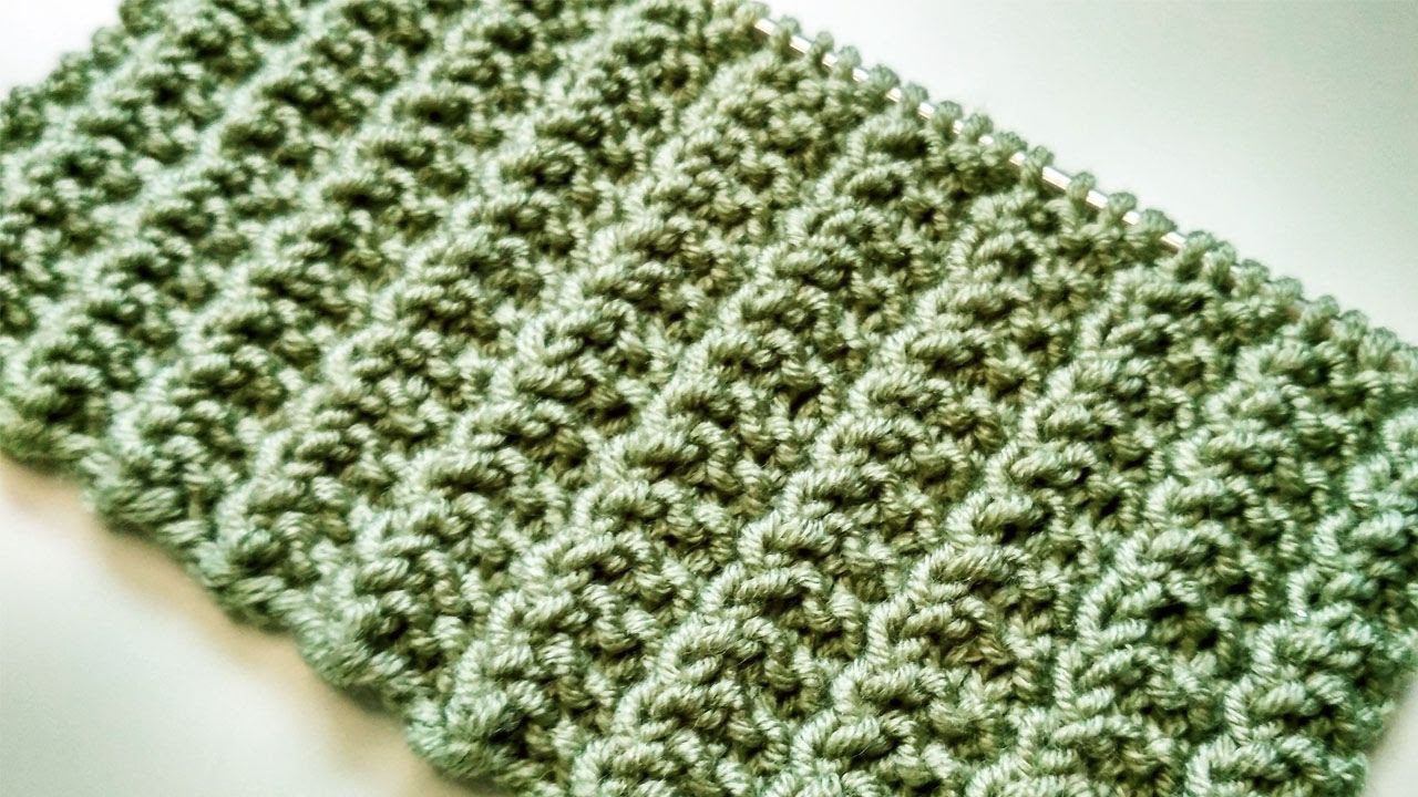 Универсальный узор спицами из одного ряда. Узор из лицевых и изнаночных петель смотреть онлайн