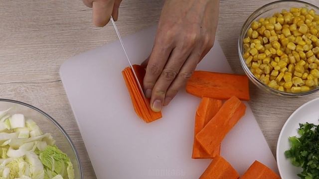 Салат из пекинской капусты с овощами без майонеза смотреть онлайн