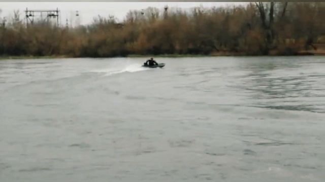 Испытания полубаллонной лодки из ПНД смотреть онлайн