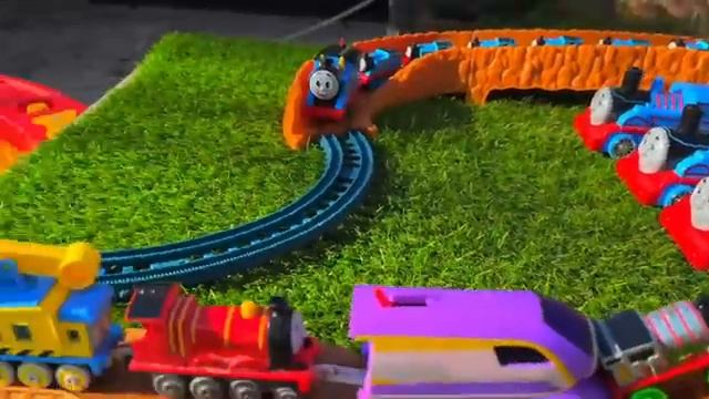 Thomas & Friends Tokyo maintenance factory for lots of unique toys RiChannel смотреть онлайн