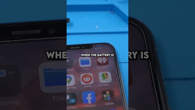 A Bad Battery Can Cause This Weird Glitch... #Shorts