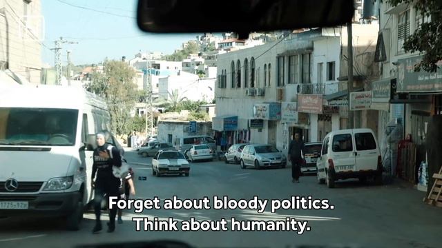 Israeli Amir and Palestinian Amjad: 'we are no enemies!' смотреть онлайн