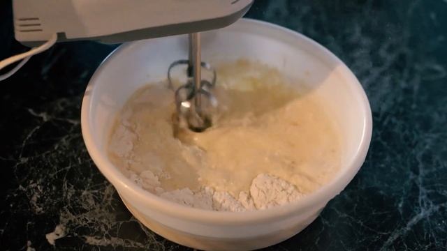 PANKEYK TAYORLASH eng mazali Нонуштага бир зумда мазали ПАНКИ/ Рецепт Панкейки/Панкейк с начинкой смотреть онлайн