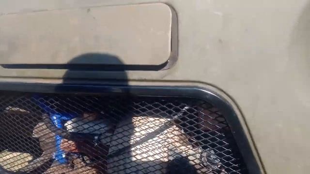 УАЗ поехал! Наконец-то дело пошло. Краткий обзор рессор и рамы при загрузке более одной тонны. смотреть онлайн