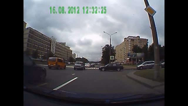 колхозник выезжает со второстепенной дороги смотреть онлайн