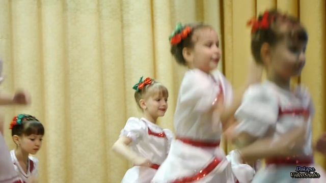 Танец "Бульба Хоп" Маленькая звезда - 2016 смотреть онлайн