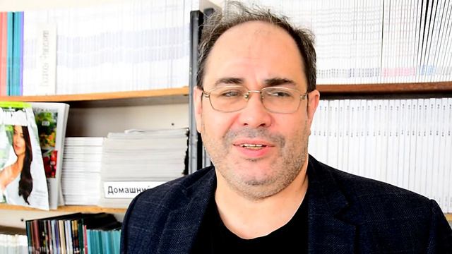 Главный редактор "Литературной газеты" Максим Замшев в библиотеке Н. Крупской в г.Ленинске-Кузнецко смотреть онлайн