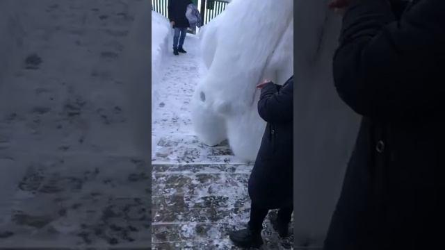 Дочка решила поздравить своих престарелых родителей и подарить подарок ? смотреть онлайн