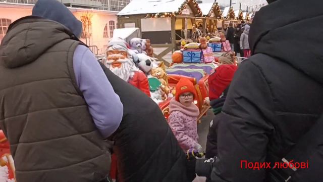 Напередоднi Нового року в Познанi Польща смотреть онлайн