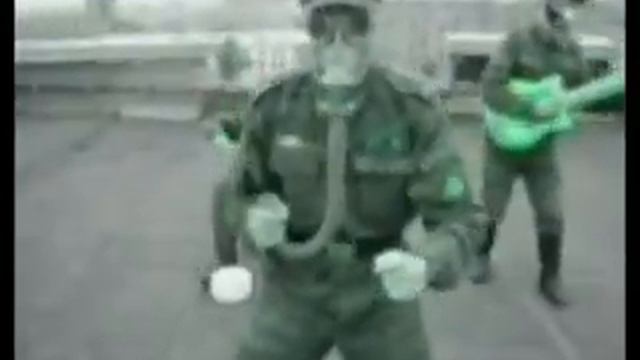 Крылатые качели Gas-masks смотреть онлайн