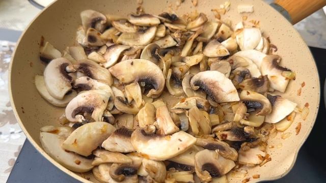 Эти макароны с куриной грудкой - просто вкуснота! Популярный рецепт феттучини Альфредо! смотреть онлайн