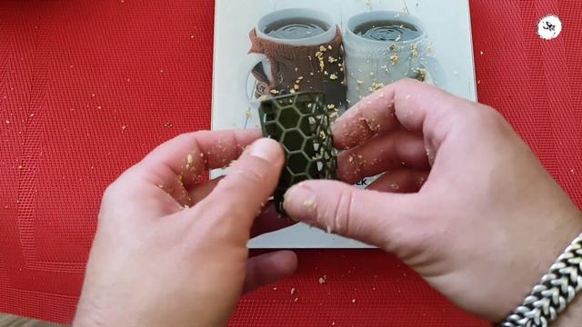 Рыболовная Кормушка! Сколько весит с кормушка с кормом???