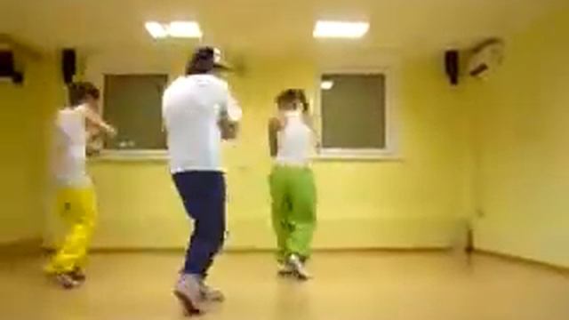 L.A. hip-Hop Alexander Tronov !).avi смотреть онлайн