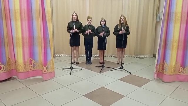 Песня " Катюша" . Игра на свирели смотреть онлайн