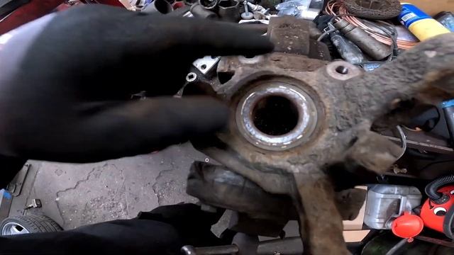 Renault wheel bearing replacement смотреть онлайн