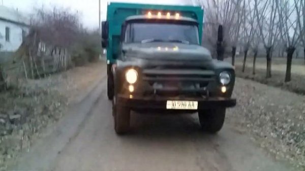 Зил 130...