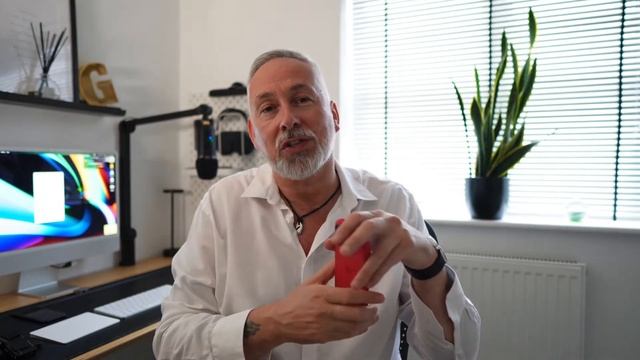 Sony ZV E10 Built in mic vs Rode wireless go 2 (do you need to upgrade)? смотреть онлайн