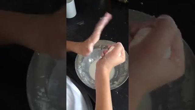 Я делаю Ньютоновскую жидкость у себя дома смотреть онлайн