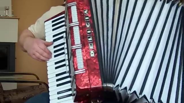 Muzyk nocy/Cyganski tamburyn смотреть онлайн