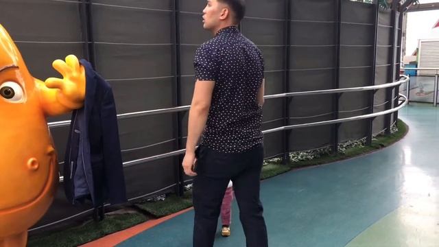 В парке развлечений Fame City в Хан-Шатыре смотреть онлайн