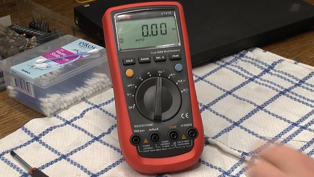 Uni-T UT61E Multimeter repair [1/4] смотреть онлайн
