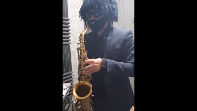 "Holy, Holy, Holy" Saxophone cover (Originally performed by Uriel Vega) смотреть онлайн