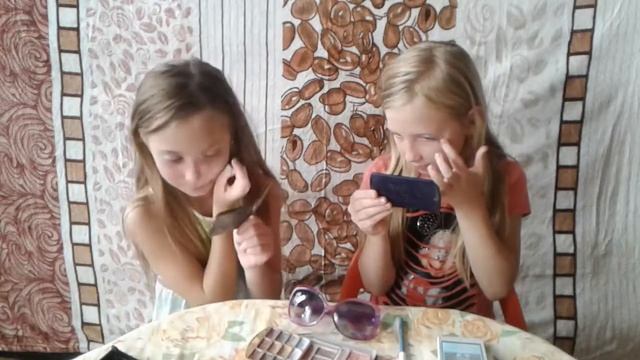Делаем макияж куколок LOL. смотреть онлайн