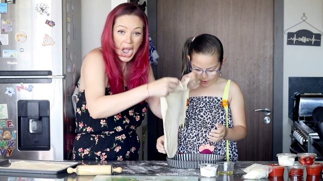 ¡Día de PIZZA! ▪️ Erika De La Rosa смотреть онлайн