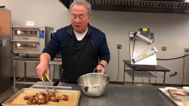 Glazed Wings in the TurboChef I3 Oven смотреть онлайн